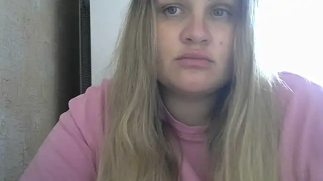 Snapshot of Honeydew-Waves chatting on September 30, 9:04 am Honeydew-Waves online show from September 30, 9:04 am