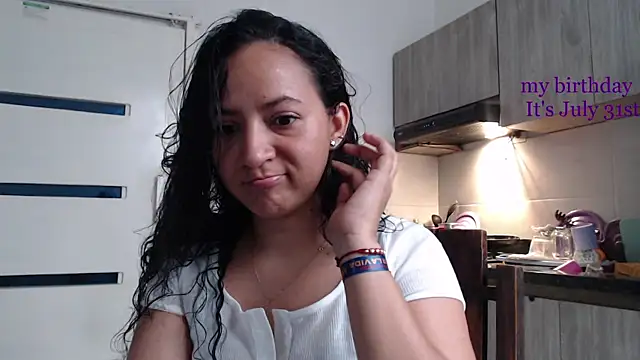 mariamulata online show from July 4, 9:32 pm