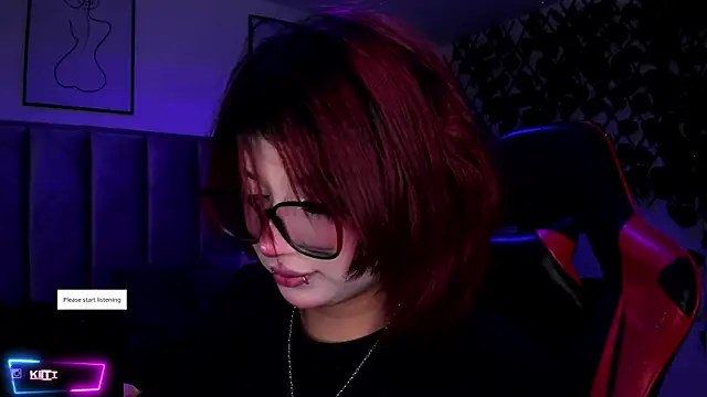 Kitty Gang online show from December 5, 4:45 am