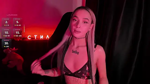 MilaAsh online show from March 17, 4:38 am