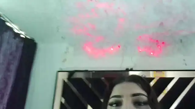 Brianna Trans00 online show from February 14, 7:05 pm