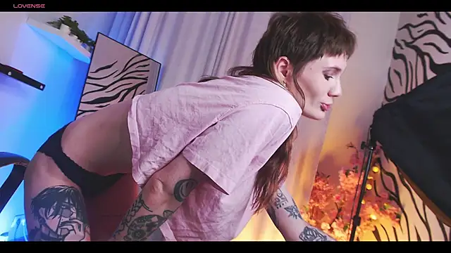 Fog Foggy Love online show from October 24, 8:49 pm