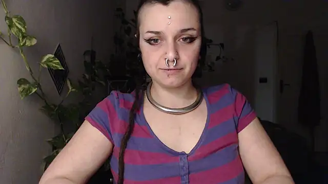 metamorphosiskin online show from February 26, 6:18 pm