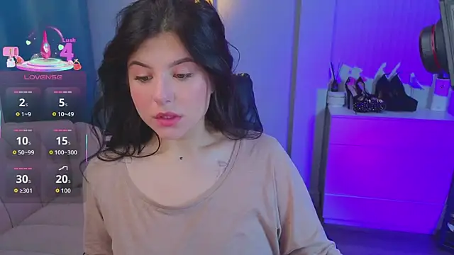 Jenna Adams  online show from September 19, 2:10 am