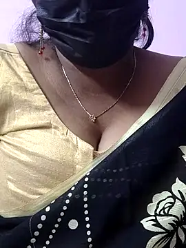 mallu-sumi online show from January 18, 6:04 pm