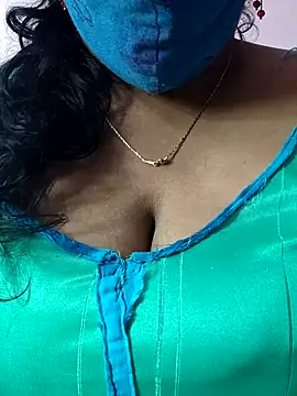 mallu-sumi online show from November 21, 3:30 am