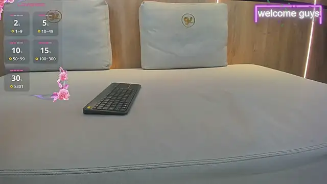 adela chase online show from October 20, 2:36 am