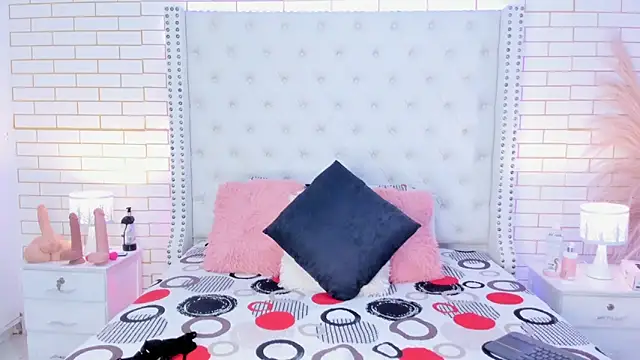 Krystal cambell1 online show from February 11, 8:21 pm