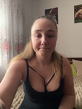 Joannakiss online show from February 7, 11:47 am