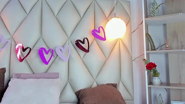 angelswets online show from March 15, 3:25 pm