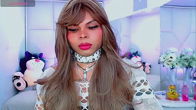 Snapshot of AdanKinng chatting on October 10, 7:57 am AdanKinng online show from October 10, 7:57 am