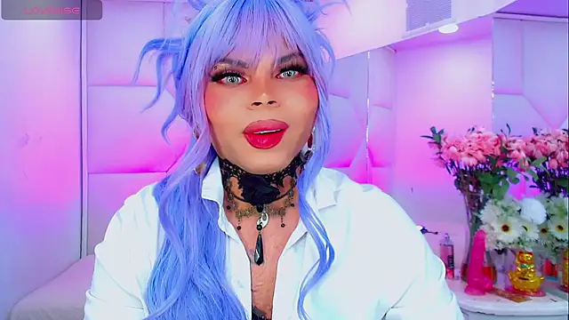 Snapshot of AdanKinng chatting on October 1, 7:24 am AdanKinng online show from October 1, 7:24 am