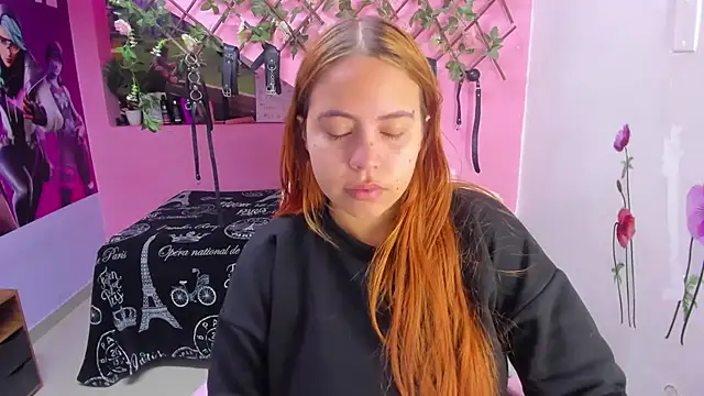 Snapshot of marcellaa303av chatting on September 25, 1:04 am marcellaa303av online show from September 25, 1:04 am