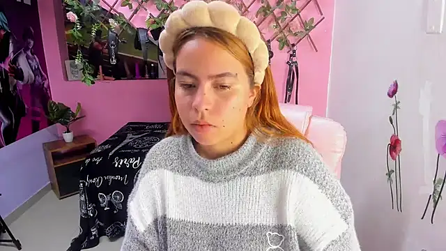 Snapshot of marcellaa303av chatting on September 30, 3:34 am marcellaa303av online show from September 30, 3:34 am