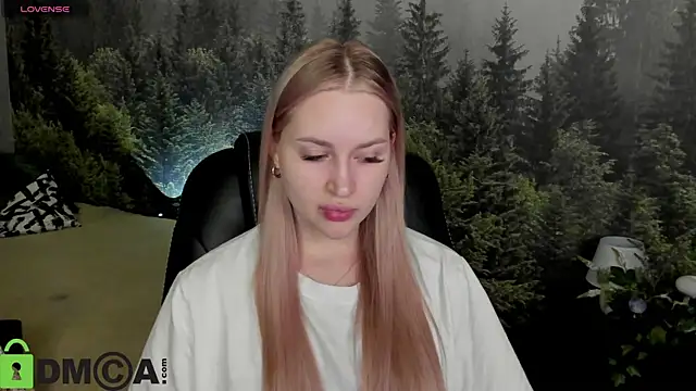 Carol  Cox online show from November 14, 12:10 am