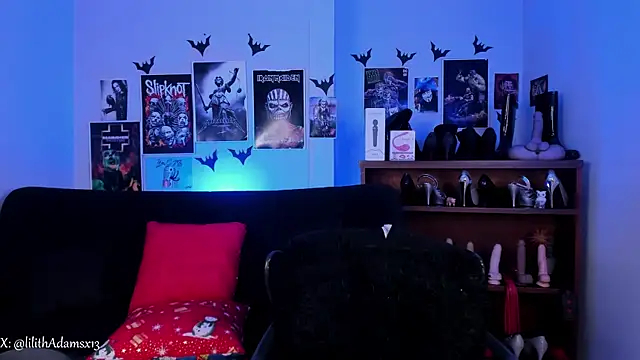 lilith-deveraux online show from January 9, 6:01 pm