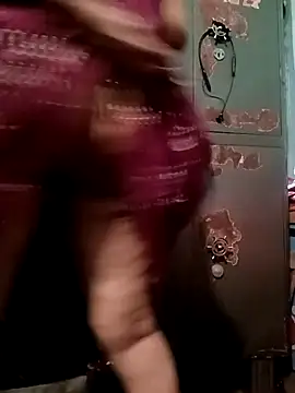 Snapshot of gunjan22 chatting on September 20, 7:17 am gunjan22 online show from September 20, 7:17 am