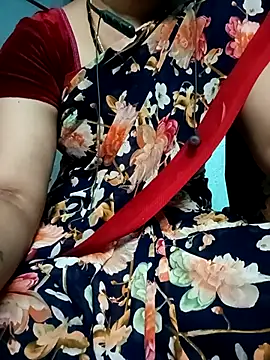 Snapshot of gunjan22 chatting on September 18, 2:37 pm gunjan22 online show from September 18, 2:37 pm