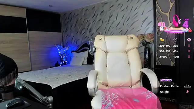 Sharon hotsex online show from June 2, 8:32 pm