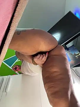 SunshineLexi online show from March 20, 3:06 pm