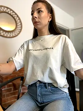 Mia Ethan online show from September 13, 10:23 am