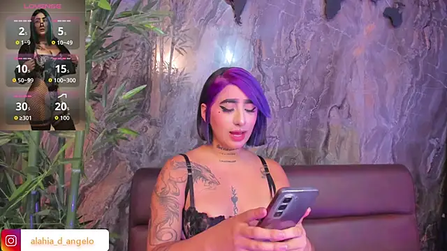 Alahia Dangelo online show from November 21, 6:10 pm