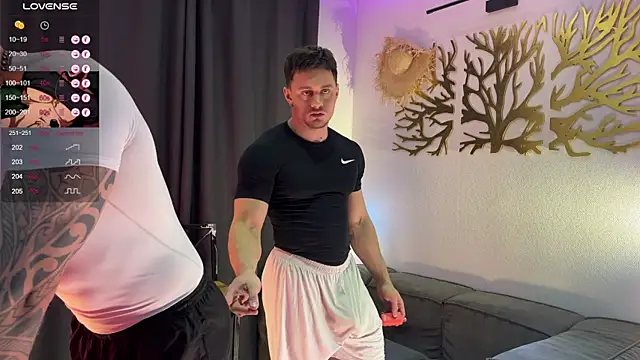 Justin Hardy online show from October 29, 9:39 pm