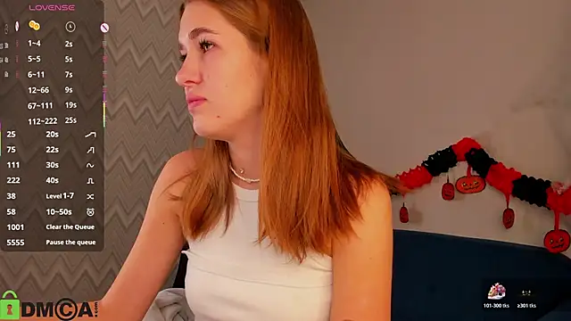 Jennifer Wadee online show from October 30, 11:39 pm