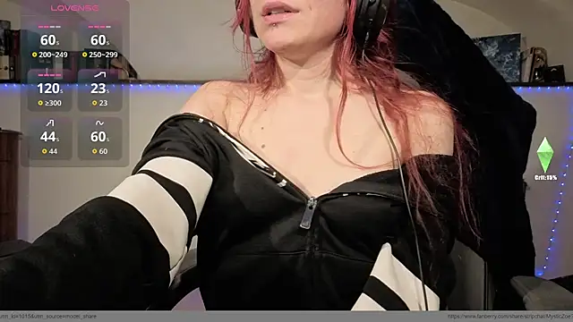 complicata mente online show from December 1, 9:39 pm