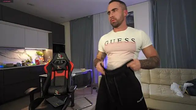 Alex xxx online show from October 25, 7:21 pm