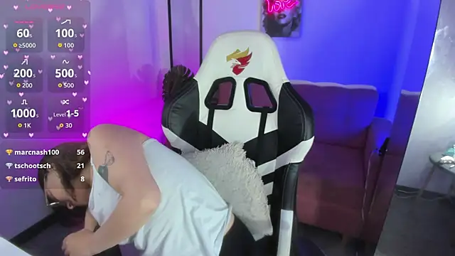 blackberrys  online show from December 3, 9:17 pm