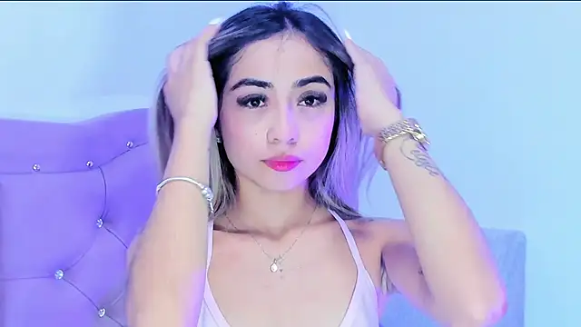 Annyy Ricee28 online show from September 13, 11:29 am