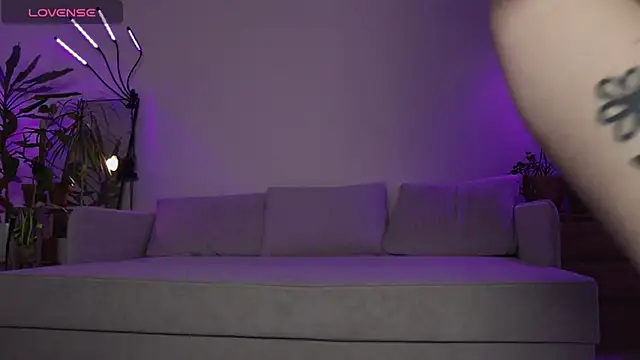 PaulaPratt online show from January 13, 5:46 am