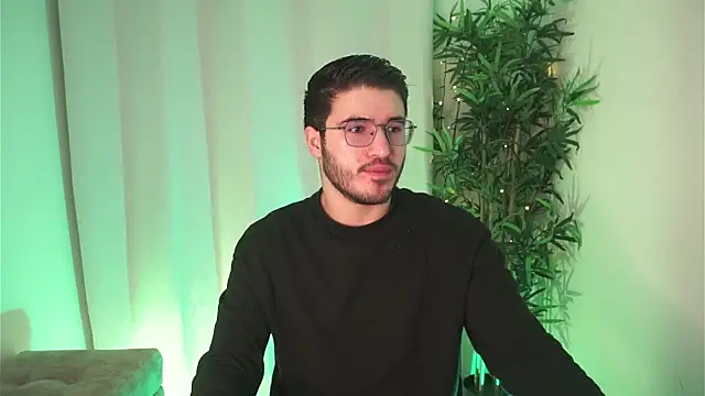 Tony Wylie online show from April 16, 10:15 am