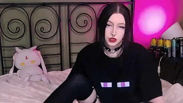 BlackyTea online show from November 9, 4:47 pm