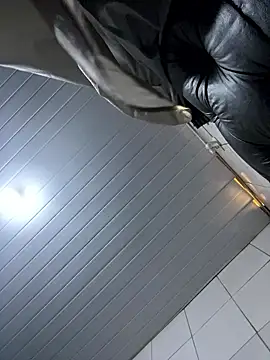 luara1988 online show from January 12, 4:12 pm