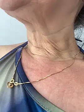 Sharongirl07 online show from November 12, 2:15 pm