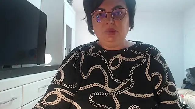 Amandamuller1982 online show from April 19, 4:01 am