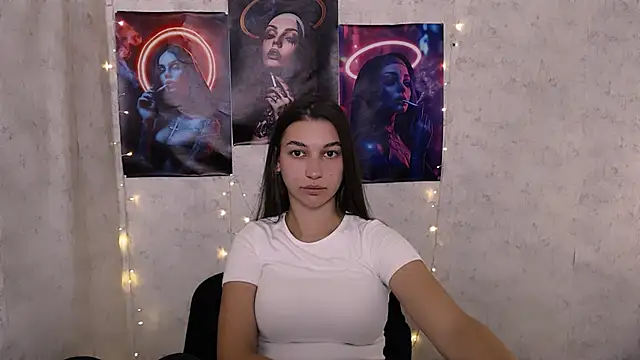 Snapshot of KarolinaRosse_ chatting on September 22, 6:56 am KarolinaRosse  online show from September 22, 6:56 am