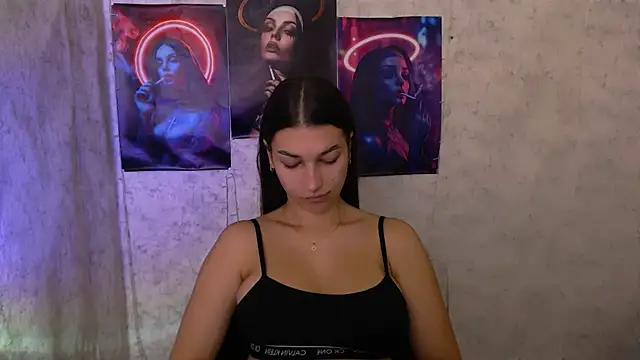 Snapshot of KarolinaRosse_ chatting on October 11, 5:34 am KarolinaRosse  online show from October 11, 5:34 am