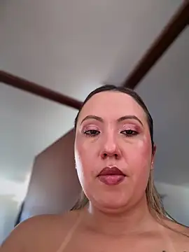 VIOLETA-25  online show from March 17, 3:05 pm