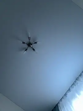 Sweet Khalifa  online show from September 22, 2:04 pm