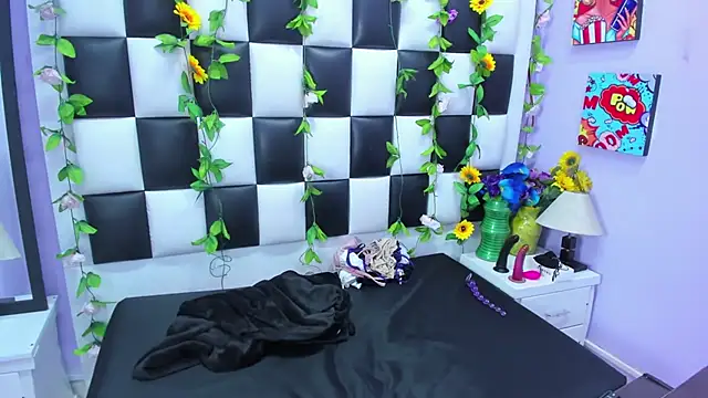 Morgana Smit online show from October 3, 1:49 pm