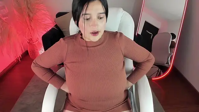 Pamela cheverry online show from December 19, 4:16 am