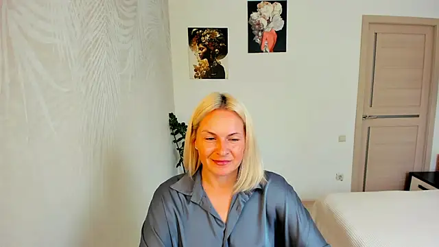 Alicee Gracee online show from July 29, 7:52 am