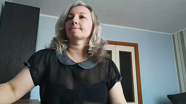 EdithManning online show from March 21, 8:19 am