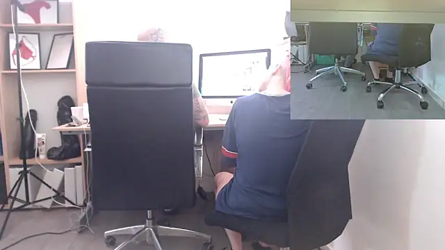 EdgesOfReality online show from February 3, 2:33 pm