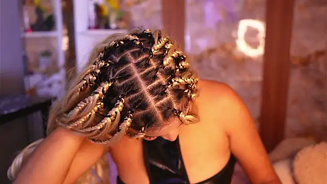 zoey-fox online show from February 20, 11:16 pm