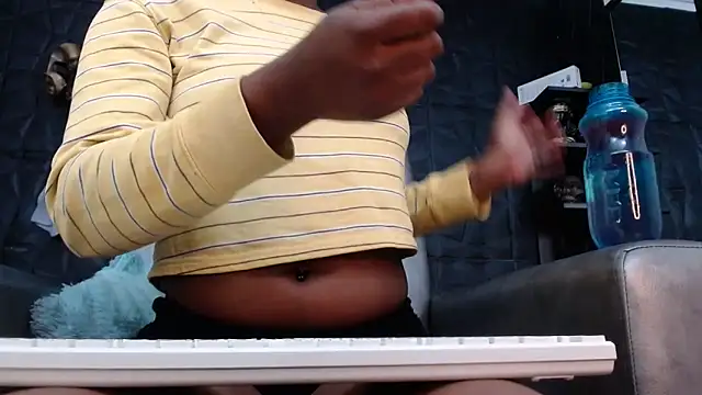 Hanna Fox 69 online show from October 3, 11:15 am