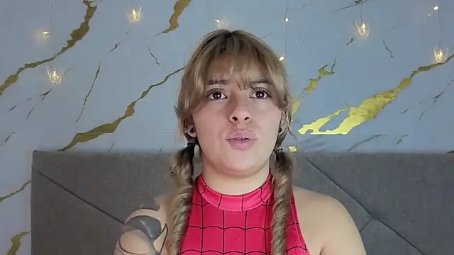 Merida Blossom  online show from October 2, 5:23 am